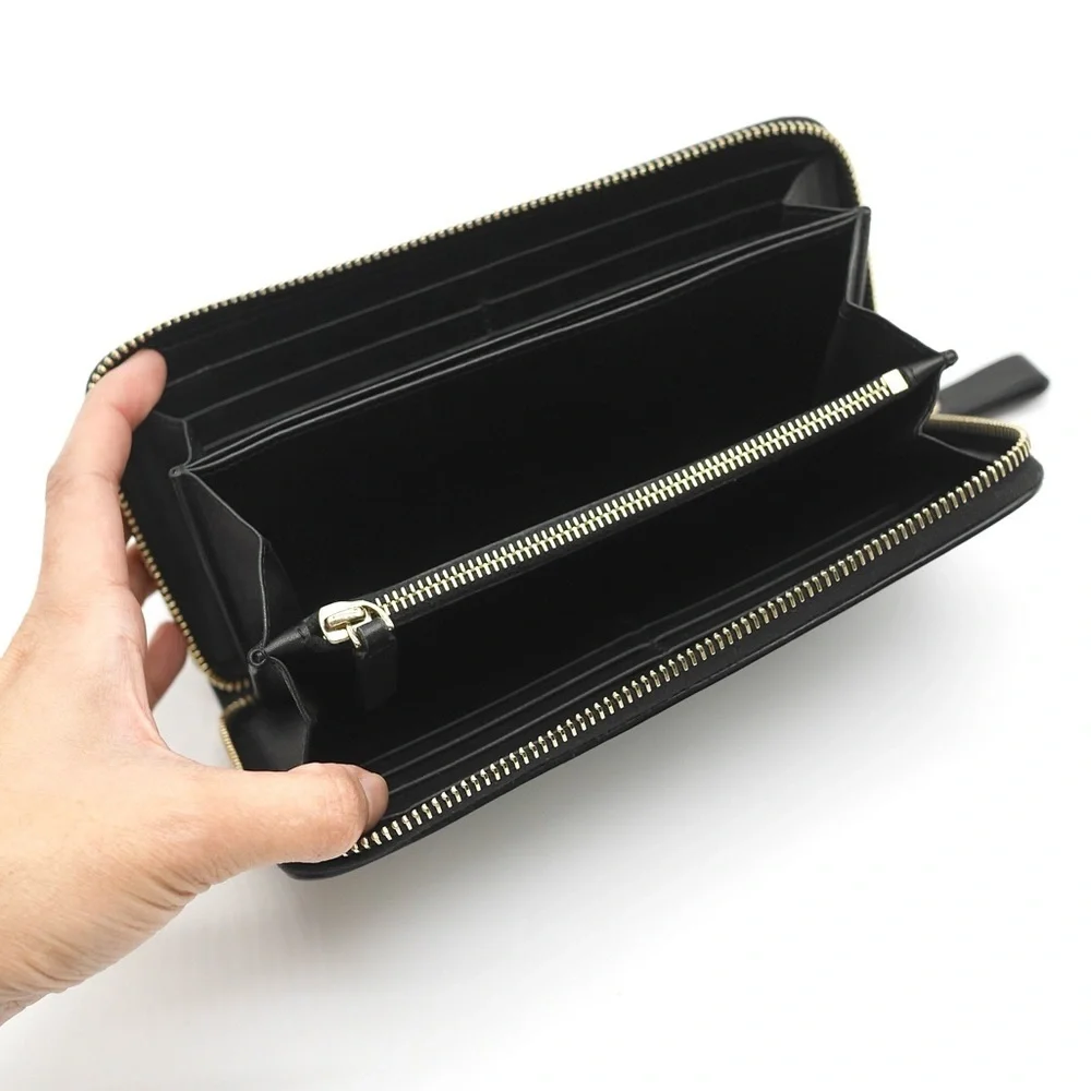 🍓VALENTINO Zippy Wallet